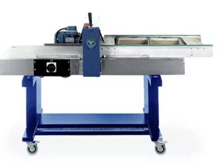 MINICUT – řezací stroj